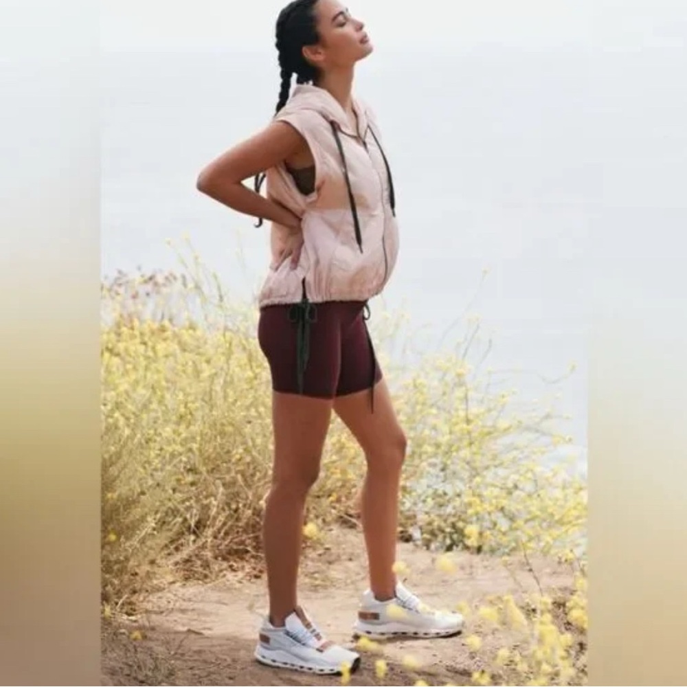 Anthropologie Daily Practice light pink vest- size small